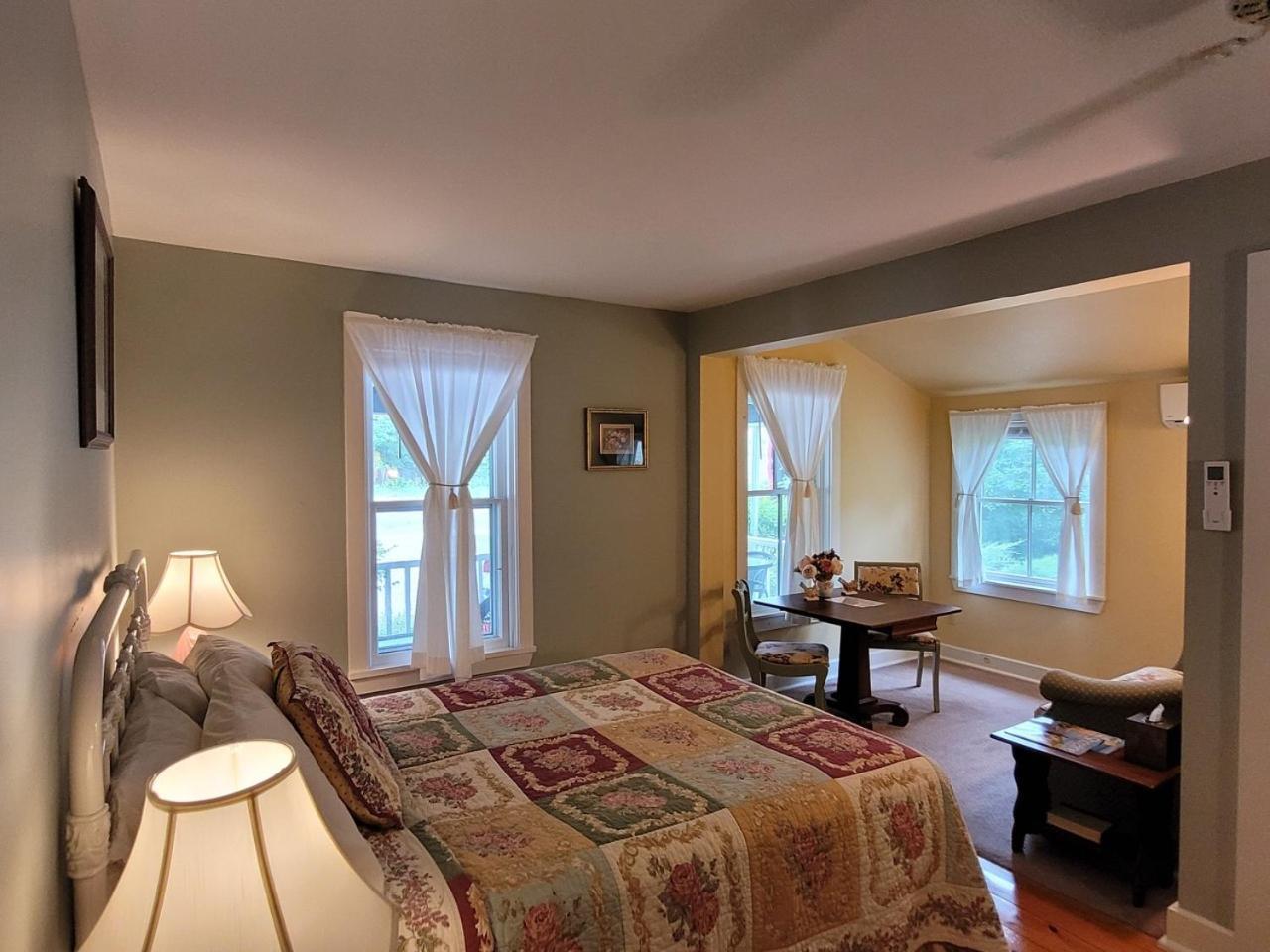 Sylvan Inn Bed & Breakfast 格伦阿伯 外观 照片